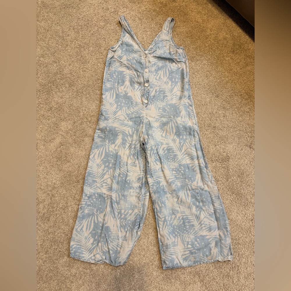 Bella Dahl Light Blue Leaf Print Jumpsuit